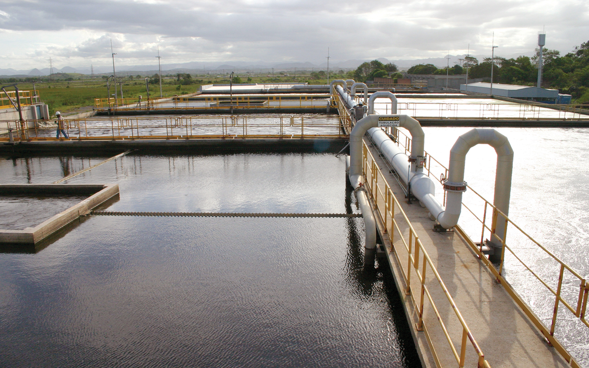 Estudos indicam urgência de novas tecnologias para o saneamento ETE Araçás tem parque experimental para o desenvolvimento de novas tecnologias pela Cesan, Ufes e Fluir Engenharia Ambiental - Foto: Cesan