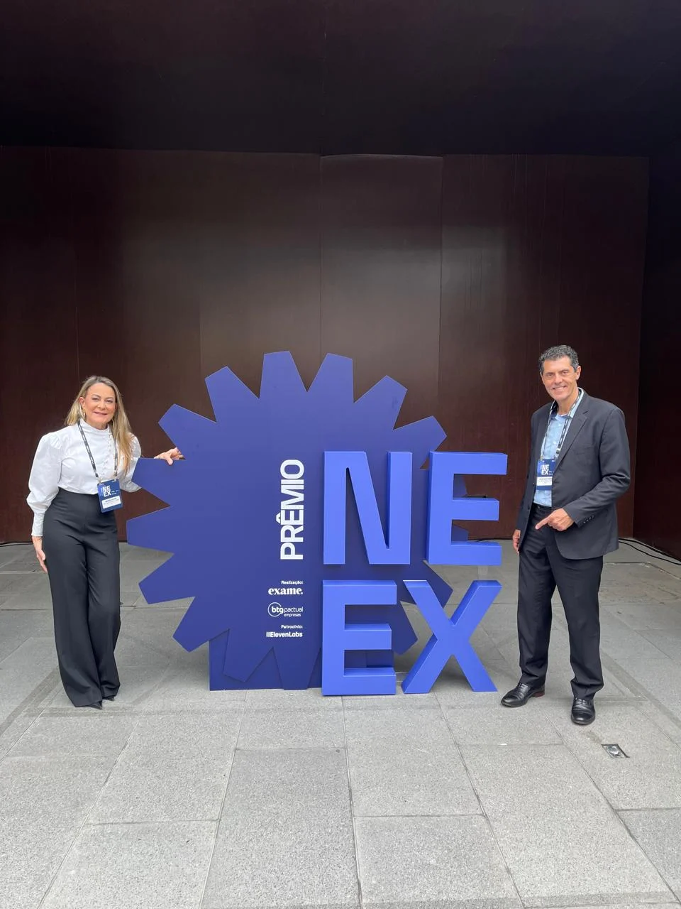 Equipe da Fluid Feeder em evento do prêmio Neex